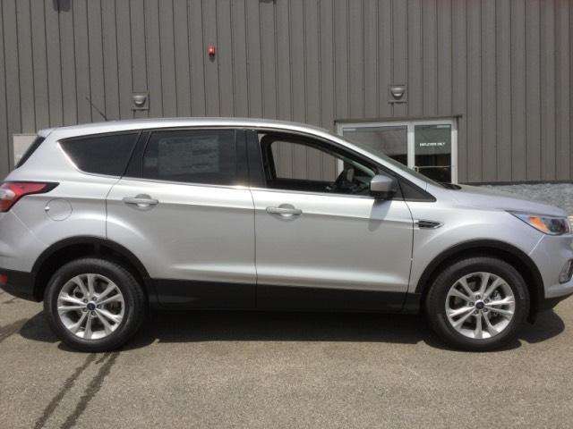 Ford Escape 2017 photo 1